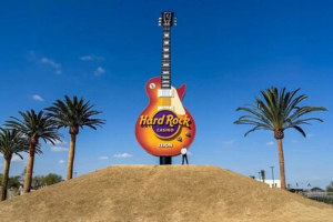 The roadside guitar stands 57 feet tall.